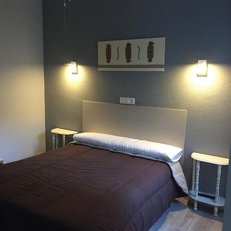 Hostal Rosales อารันดา เด ดวยโร ภายนอก รูปภาพ