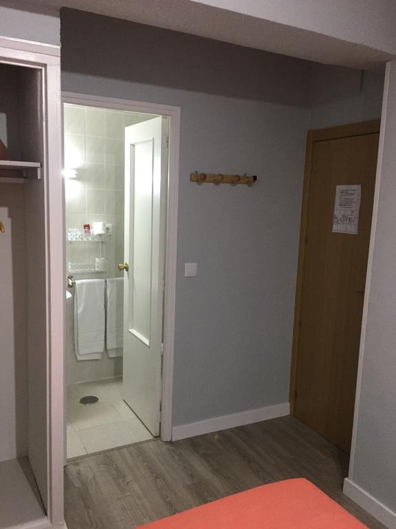 Hostal Rosales อารันดา เด ดวยโร ภายนอก รูปภาพ