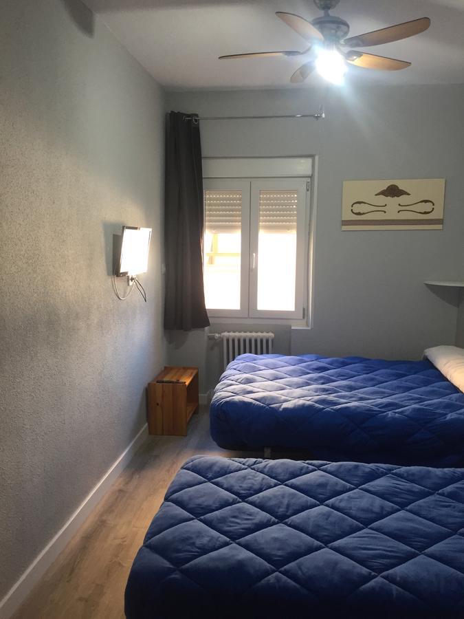 Hostal Rosales อารันดา เด ดวยโร ภายนอก รูปภาพ