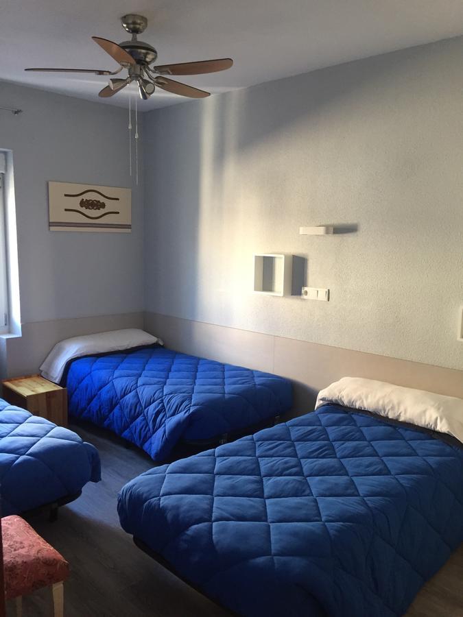 Hostal Rosales อารันดา เด ดวยโร ภายนอก รูปภาพ