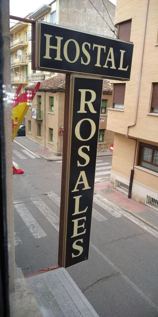 Hostal Rosales อารันดา เด ดวยโร ภายนอก รูปภาพ